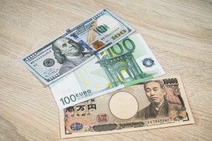 ネズミ講とマルチ商法の違い【商品やサービスの存在】